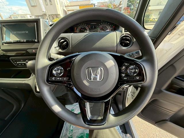 N-BOXカスタム L ワンオーナー ドライブレコーダー ETC バックカメラ 両側スライド・片側電動 ナビ TV クリアランスソナー オートクルーズコントロール レーンアシスト 衝突被害軽減システム オートライト(2枚目)