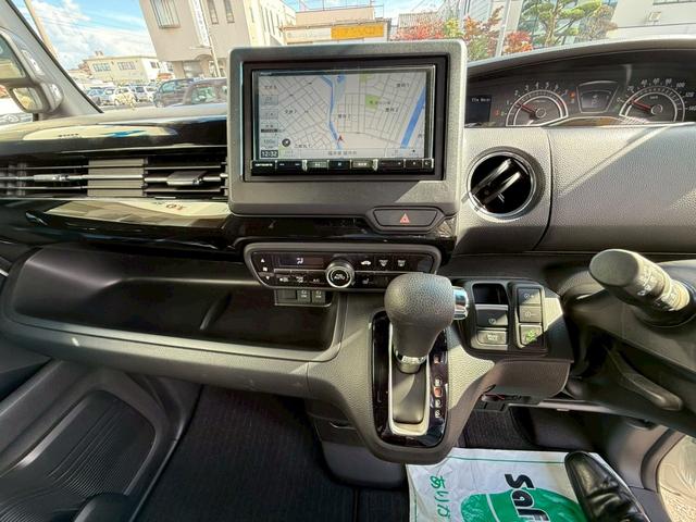 N-BOXカスタム L ワンオーナー ドライブレコーダー ETC バックカメラ 両側スライド・片側電動 ナビ TV クリアランスソナー オートクルーズコントロール レーンアシスト 衝突被害軽減システム オートライト(3枚目)