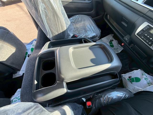 この度は当店のお車をご覧になっていただき、誠にありがとうございます。じっくり現車確認して頂けるよう、ご準備を致します！