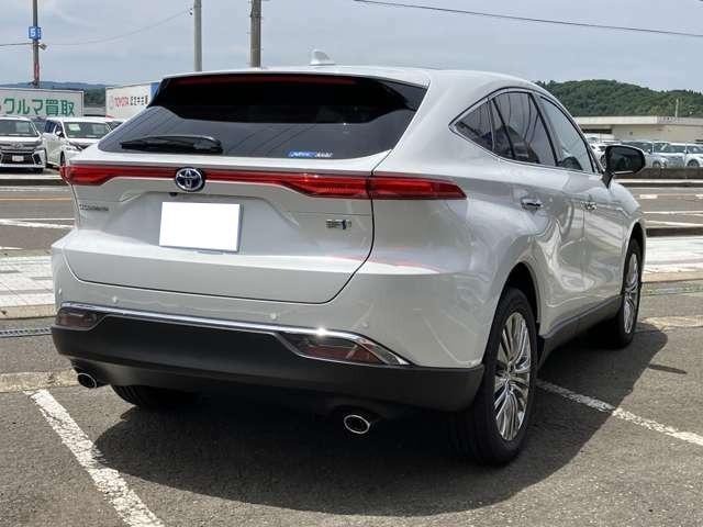 TOYOTA HARRIER HYBRID Z LEATHER PACKAGE | 2023 | PEARL WHITE TOYOTA HARRIER HYBRID Z LEATHER PACKAGE | 2023 | PEARL WHITE