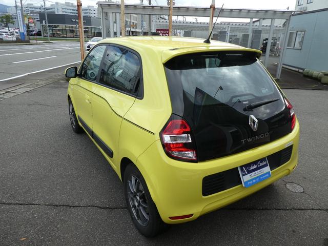 トゥインゴ ゼン 5M/T 禁煙車 ドライブレコーダー前後カメラ ETC 15インチアルミホイール タイヤ新品交換 スノータイヤセット有り(4枚目)