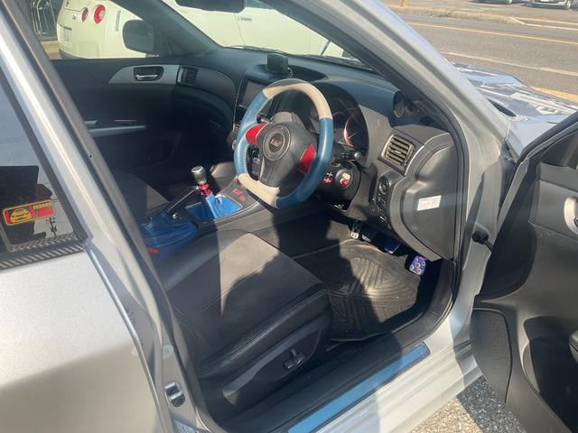 インプレッサ WRX STi HKSターボマフラー・メタル触媒・EVC・サクションパイプ・ハイパーマックスIVSP・Defiメーター・社外ヘッドライト・テールランプ(12枚目)