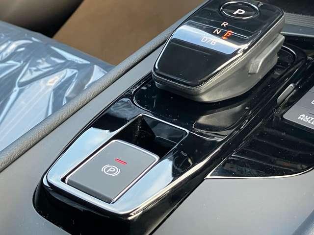 ノート １．２　Ｘ　９インチナビ　アラウンドビューモニター（15枚目）