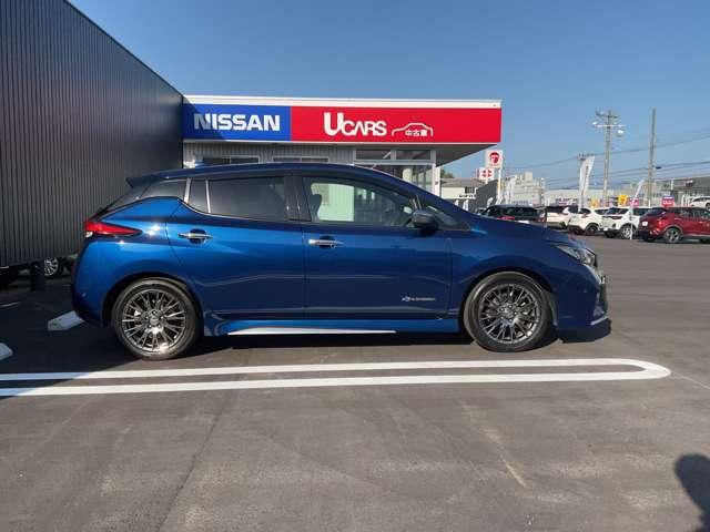 リーフ ＡＵＴＥＣＨ　９インチナビ・アラウンドビューモニター・（4枚目）