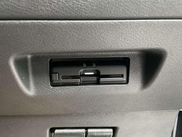 キックス １．２　Ｘ　ツートーン　インテリアエディション　（ｅ－ＰＯＷＥＲ）　９インチナビ・アラウンドビューモニター・（11枚目）