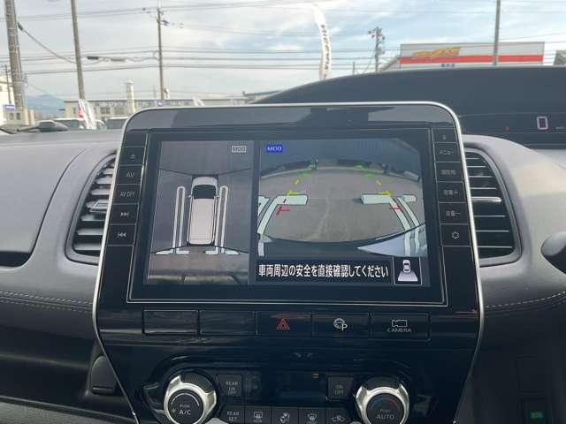 セレナ ２．０　ハイウェイスター　Ｖ　４ＷＤ　１０インチナビ・アラウンドビューモニター・（8枚目）