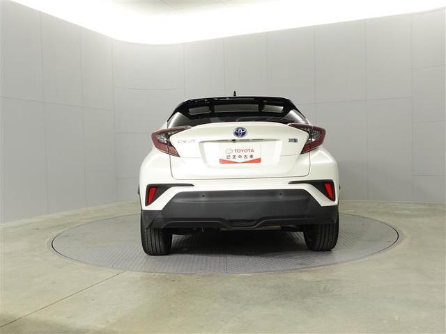 Ｃ－ＨＲ Ｇ　軽減ブレーキ　Ｂモニタ　ＤＶＤ再生可　地デジフルセグ　１オーナ－車　ＥＴＣ付　キーフリーシステム　ＬＥＤヘッド　ナビ＆ＴＶ　イモビライザー　横滑り防止機能　運転席エアバック　クルーズＣ　スマートキー（5枚目）