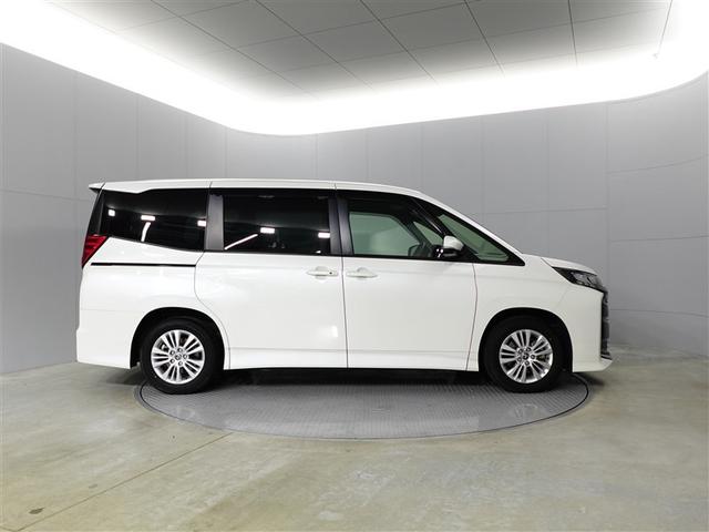 ノア Ｓ－Ｇ　ワンオーナー車　横滑り防止　Ｂモニター　両側自動ドア　クルコン　スマートキ　アルミホイール　リアオートエアコン　ＡＡＣ　ナビ＆ＴＶ　ＥＴＣ車載器　イモビライザー　ＬＥＤライト　キーレス　３列シート（7枚目）
