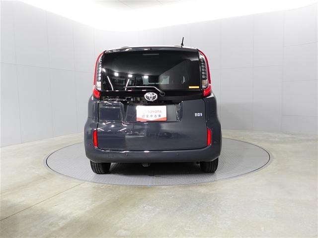 シエンタ ハイブリッドＺ　ＴＳＳ　エアバック　デモカー　キーレスエントリー　ナビＴＶ　イモビライザー　バックモニター　ＬＥＤヘッドライト　ＥＴＣ車載器　横滑り防止　スマートキー　オートエアコン　サイドエアバッグ　ＷＳＲＳ（5枚目）