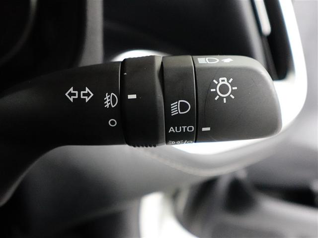 ノア Ｓ－Ｚ　アルミホイール　デュアルエアコン　クルーズコントロール　盗難防止装置　ＬＥＤライト　両側自動ドア　メモリーナビ　キーレス　横滑り防止　ナビＴＶ　ワンオーナー　三列シート　ＤＶＤ再生　スマートキー（22枚目）