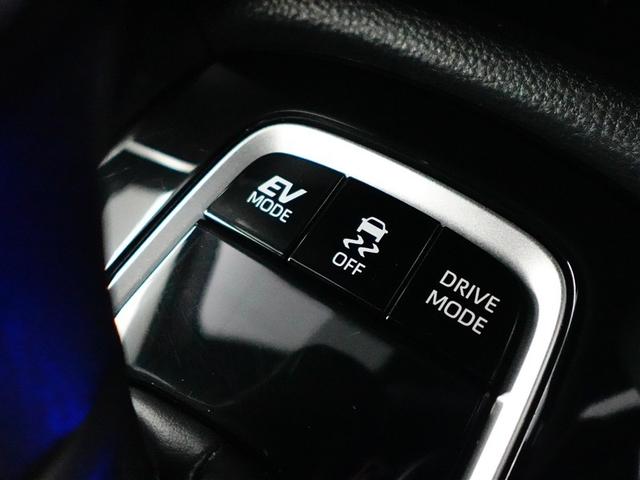 カローラクロス ハイブリッド　Ｚ　電動シート　衝突軽減ブレ　メモリーナビ　ＬＥＤライト　オートクルーズコントロール　キーレス　アルミホイール　フルセグＴＶ　ドラレコ　４ＷＤ　スマートキー　盗難防止システム　ＥＴＣ　横滑り防止　エアコン（17枚目）