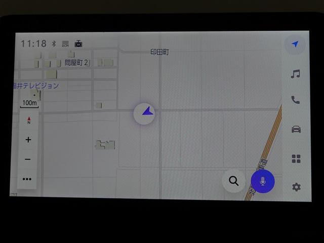カローラクロス ハイブリッド　Ｚ　電動シート　衝突軽減ブレ　メモリーナビ　ＬＥＤライト　オートクルーズコントロール　キーレス　アルミホイール　フルセグＴＶ　ドラレコ　４ＷＤ　スマートキー　盗難防止システム　ＥＴＣ　横滑り防止　エアコン（25枚目）