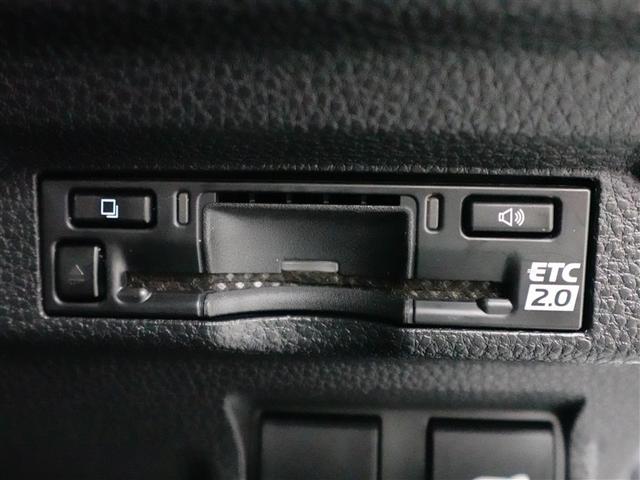 カローラクロス ハイブリッド　Ｚ　電動シート　衝突軽減ブレ　メモリーナビ　ＬＥＤライト　オートクルーズコントロール　キーレス　アルミホイール　フルセグＴＶ　ドラレコ　４ＷＤ　スマートキー　盗難防止システム　ＥＴＣ　横滑り防止　エアコン（30枚目）