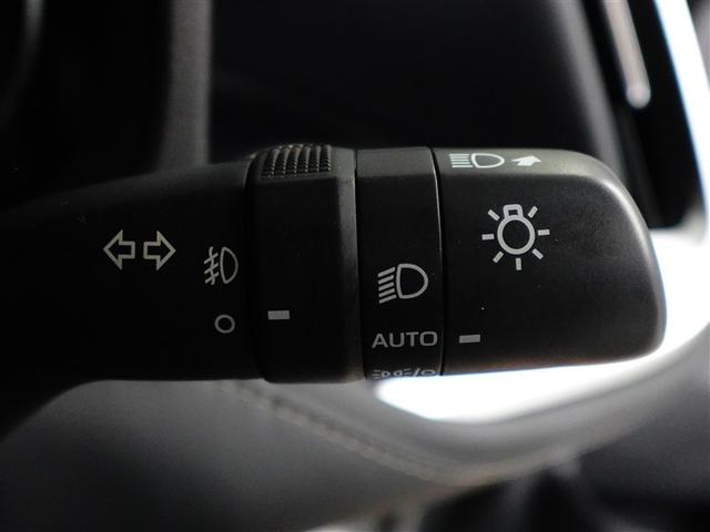 ノア S-Z アルミホイール TV デュアルエアコン クルーズコントロール 盗難防止装置 LEDライト 両側自動ドア キーレス 横滑り防止 ワンオーナー 三列シート DVD再生 スマートキー エアコン ETC(23枚目)