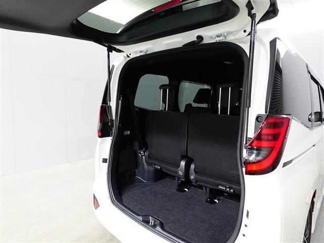 ノア S-Z アルミホイール TV デュアルエアコン クルーズコントロール 盗難防止装置 LEDライト 両側自動ドア キーレス 横滑り防止 ワンオーナー 三列シート DVD再生 スマートキー エアコン ETC(38枚目)