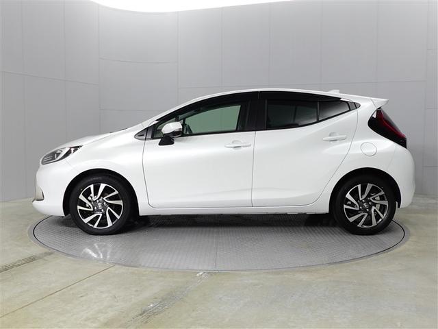 アクア Z LEDヘッドライト スマートキー 100V電源 イモビライザー アルミホイール ドライブレコーダー オートクルーズコントロール フルセグTV エアコン ESC ナビ&TV カーテンエアバッグ ETC(3枚目)