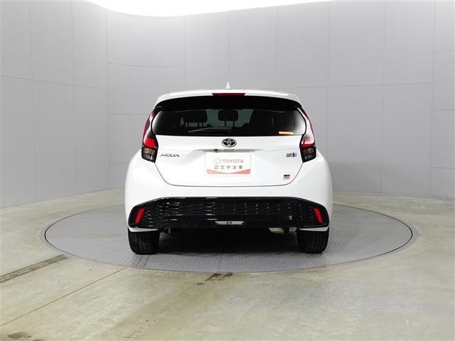 アクア GRスポーツ スマートキー&プッシュスタート イモビライザー LEDライト 衝突軽減ブレーキ ワンオーナー車 AC100V クルコン 横滑り防止装置 オートエアコン キーレス アルミホイール Wエアバッグ ABS(5枚目)