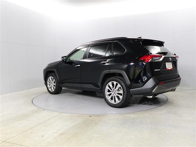 ＲＡＶ４ Ｇ　Ｚパッケージ　インテリジェントクリアランスソナー　ＡＷＤ　ＬＥＤライト　アルミホイル　オートクルーズ　横滑り防止装置　バックガイドモニター　盗難防止装置　デュアルエアバッグ　メモリナビ　キーレス　パワーシート（4枚目）