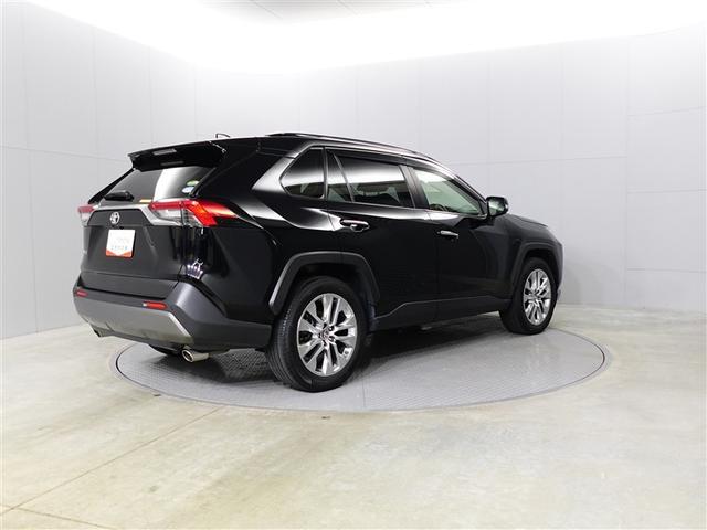 ＲＡＶ４ Ｇ　Ｚパッケージ　インテリジェントクリアランスソナー　ＡＷＤ　ＬＥＤライト　アルミホイル　オートクルーズ　横滑り防止装置　バックガイドモニター　盗難防止装置　デュアルエアバッグ　メモリナビ　キーレス　パワーシート（6枚目）