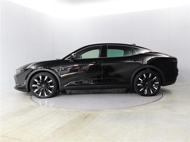 クラウンクロスオーバー ＲＳアドバンスド　１オーナー　衝突回避　オートクルーズコントロール　横滑り防止　フルセグＴＶ　パワーシート　レザーシート　ＬＥＤ　アルミホイール　ＡＣ１００Ｖ　スマートキー　ナビ＆ＴＶ　ＡＢＳ　フルオートエアコン（3枚目）