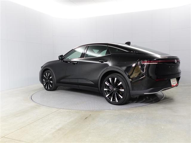 クラウンクロスオーバー ＲＳアドバンスド　１オーナー　衝突回避　オートクルーズコントロール　横滑り防止　フルセグＴＶ　パワーシート　レザーシート　ＬＥＤ　アルミホイール　ＡＣ１００Ｖ　スマートキー　ナビ＆ＴＶ　ＡＢＳ　フルオートエアコン（4枚目）