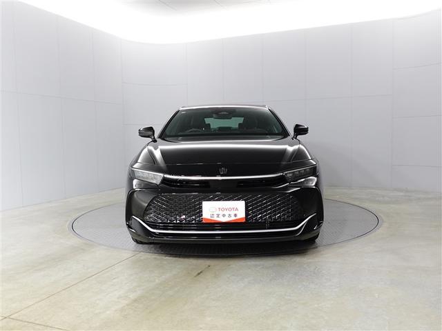 クラウンクロスオーバー ＲＳアドバンスド　１オーナー　衝突回避　オートクルーズコントロール　横滑り防止　フルセグＴＶ　パワーシート　レザーシート　ＬＥＤ　アルミホイール　ＡＣ１００Ｖ　スマートキー　ナビ＆ＴＶ　ＡＢＳ　フルオートエアコン（9枚目）