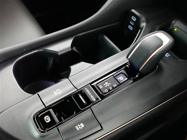 クラウンクロスオーバー ＲＳアドバンスド　１オーナー　衝突回避　オートクルーズコントロール　横滑り防止　フルセグＴＶ　パワーシート　レザーシート　ＬＥＤ　アルミホイール　ＡＣ１００Ｖ　スマートキー　ナビ＆ＴＶ　ＡＢＳ　フルオートエアコン（16枚目）