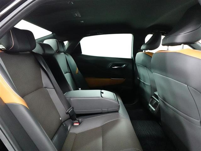 クラウンクロスオーバー ＲＳアドバンスド　１オーナー　衝突回避　オートクルーズコントロール　横滑り防止　フルセグＴＶ　パワーシート　レザーシート　ＬＥＤ　アルミホイール　ＡＣ１００Ｖ　スマートキー　ナビ＆ＴＶ　ＡＢＳ　フルオートエアコン（37枚目）