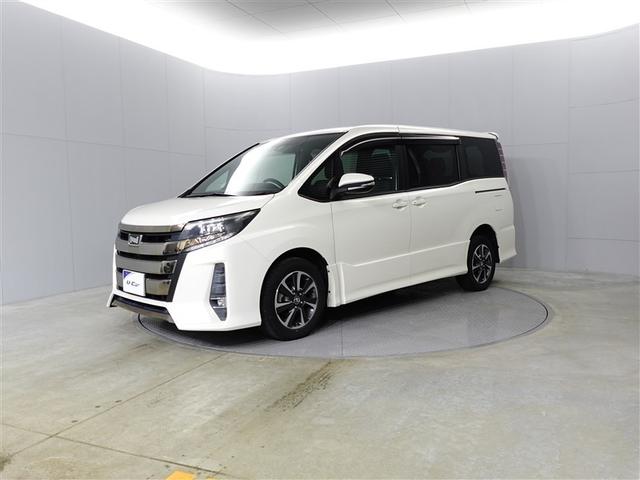ノア Ｓｉ　フルタイム４ＷＤ　ナビ＆ＴＶ　両側オートスライドドア　ミュージックプレイヤー接続可　リアクーラー　ＬＥＤヘッドライト　スマートキー　クルーズコントロール　フルセグ　ＥＳＣ　寒冷地仕様車　３列シート（2枚目）