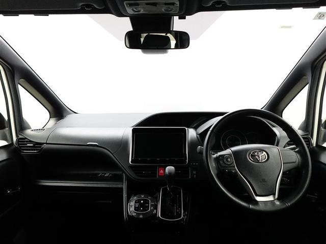 ノア Ｓｉ　フルタイム４ＷＤ　ナビ＆ＴＶ　両側オートスライドドア　ミュージックプレイヤー接続可　リアクーラー　ＬＥＤヘッドライト　スマートキー　クルーズコントロール　フルセグ　ＥＳＣ　寒冷地仕様車　３列シート（12枚目）