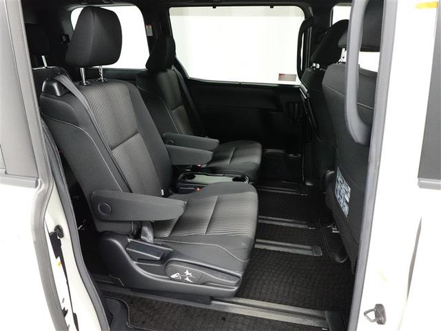 ノア Ｓｉ　フルタイム４ＷＤ　ナビ＆ＴＶ　両側オートスライドドア　ミュージックプレイヤー接続可　リアクーラー　ＬＥＤヘッドライト　スマートキー　クルーズコントロール　フルセグ　ＥＳＣ　寒冷地仕様車　３列シート（32枚目）