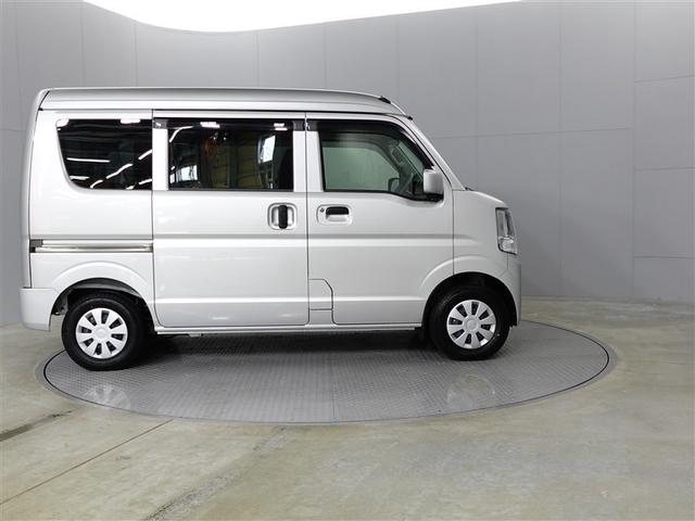 NV100クリッパーバン DX GLパッケージ エマージェンシーB パワーウィンド パートタイム4WD 盗難警報装置 キーレスエントリー エアコン 横滑り防止 ダブルエアバッグ パワーステアリング 運転席エアバッグ ABS アイドリンクストップ(7枚目)