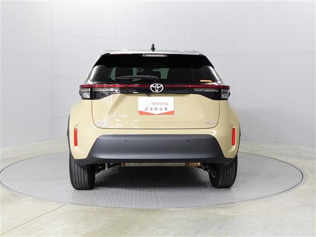 ヤリスクロス Ｇ　衝突軽減装置　ＥＳＣ　ＬＥＤヘッドライト　サイドエアバッグ　Ａクルコン　ワンオーナー　盗難防止装置　アルミ　オートエアコン　ドライブレコーダー　スマートキー　バックカメラ　４ＷＤ　ＡＢＳ　キーレス（5枚目）