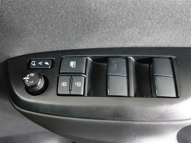 ヤリスクロス Ｇ　衝突軽減装置　ＥＳＣ　ＬＥＤヘッドライト　サイドエアバッグ　Ａクルコン　ワンオーナー　盗難防止装置　アルミ　オートエアコン　ドライブレコーダー　スマートキー　バックカメラ　４ＷＤ　ＡＢＳ　キーレス（23枚目）