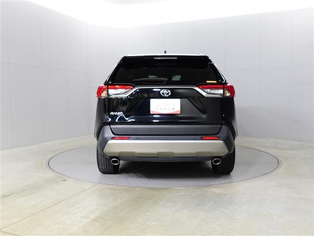 ＲＡＶ４ Ｇ　Ｚパッケージ　インテリジェントクリアランスソナー　ＡＷＤ　ＬＥＤライト　アルミホイル　オートクルーズ　横滑り防止装置　バックガイドモニター　盗難防止装置　デュアルエアバッグ　メモリナビ　キーレス　パワーシート（5枚目）