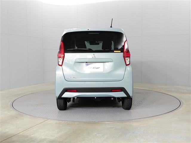 ｅＫワゴン Ｍ　フロントベンチシート　踏み間違い防止アシスト　リモコンキー　盗難防止装置　バックカメラ　パワーステアリング　地デジ　ＥＴＣ　４ＷＤ　マニュアルエアコン　横滑り防止機能　パワーウィンドウ　メモリーナビ（5枚目）