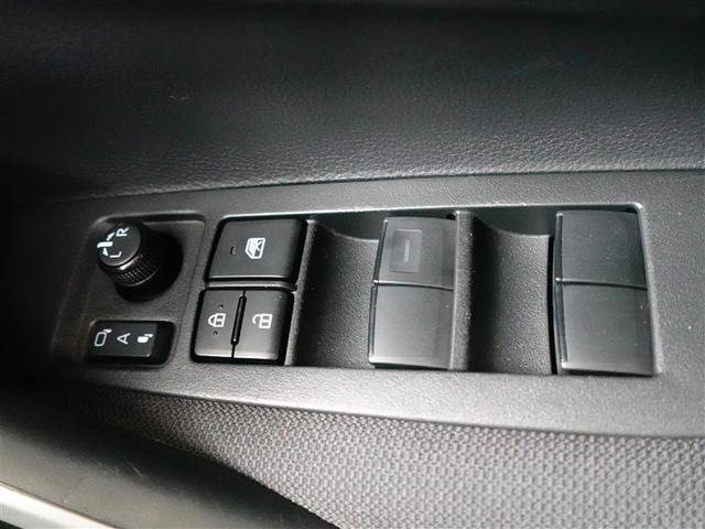 カローラ Ｇ－Ｘ　プラス　バックモニター　盗難防止システム　衝突被害軽減装置　ＬＥＤ　オートエアコン　クルコン　横滑り防止装置　ワンオーナ　スマートキー　メモリーナビ　キーレス　エアバッグ　ＥＴＣ　フルセグ（23枚目）