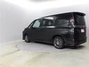 ヴォクシー ハイブリッドS-G リアオートエアコン 元試乗車 100V電源 地デジ クルコン Bカメラ 横滑防止装置 LEDヘッド ETC車載器 ワンオーナー車 両側自動ドア キーレス ナビ&TV アルミホイール 3列シート 中古車画像_4