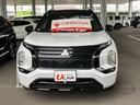 アウトランダーPHEV ブラックエディション サンルーフ・ルーフレール・全方向カメラ・ 中古車画像_2