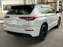アウトランダーPHEV ブラックエディション サンルーフ・ルーフレール・全方向カメラ・ 中古車画像_4