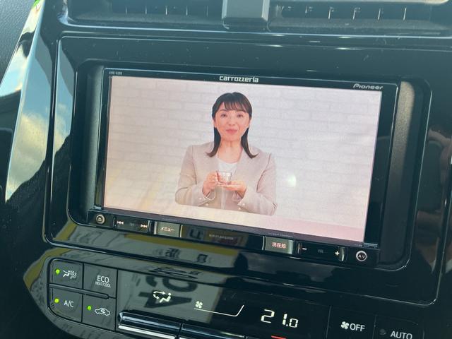 プリウス Ｓ　メモリーナビ　フルセグＴＶ　バックカメラ　Ｂｌｕｅｔｏｏｔｈオーディオ　ＥＴＣ　スマートキー　プッシュスタート　オートエアコン　電動格納ミラー　ハイブリッド（16枚目）