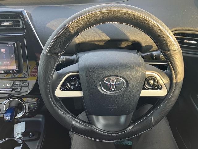 プリウス Ｓ　メモリーナビ　フルセグＴＶ　バックカメラ　Ｂｌｕｅｔｏｏｔｈオーディオ　ＥＴＣ　スマートキー　プッシュスタート　オートエアコン　電動格納ミラー　ハイブリッド（21枚目）