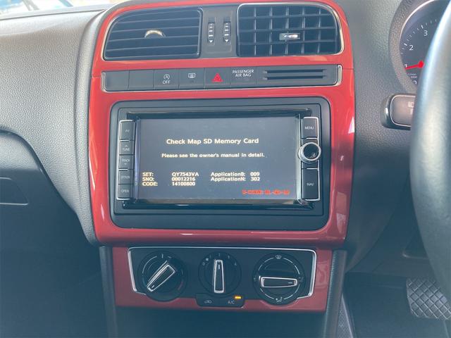 ポロ ＴＳＩコンフォートライン　ＥＴＣ　バックカメラ　ナビ　オートクルーズコントロール　電動リアゲート　スマートキー　電動格納ミラー　ＣＶＴ　ＣＤ　ＤＶＤ再生　Ｂｌｕｅｔｏｏｔｈ　盗難防止システム　ＡＢＳ　エアコン（4枚目）