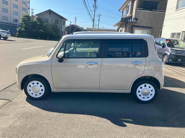 アルトラパンショコラ X ETC ナビ オートライト HID スマートキー アイドリングストップ 電動格納ミラー ベンチシート CVT 盗難防止システム ABS 衝突安全ボディ エアコン パワーステアリング パワーウィンドウ(17枚目)