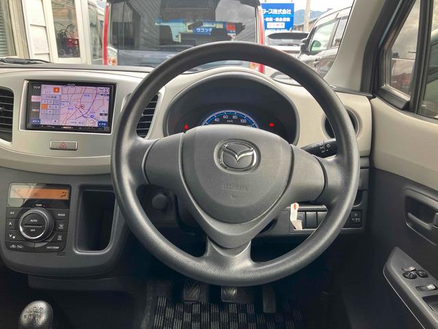 ハンドルの状態が悪いと運転に集中できませんよね。こちらの車、お気軽にお問い合わせください。