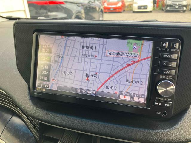 ナビ付き♪旅行やドライブも楽しいひと時！初めての道でも迷うことなくエスコートしてくれます。