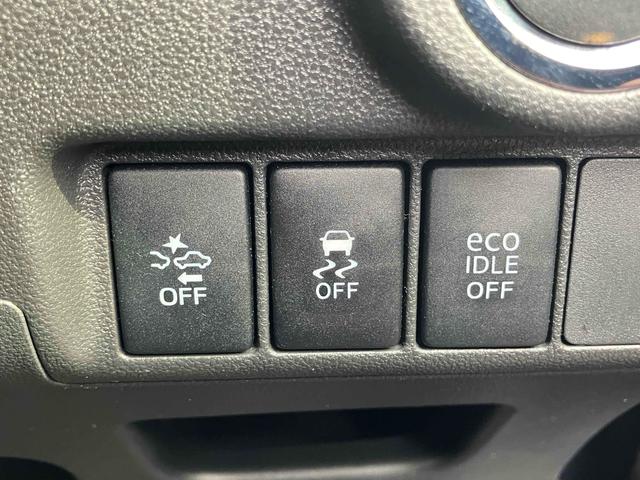 衝突被害軽減システム！前走車両と対向車両、歩行者の接近を感知して、警報や、オートブレーキやステアリング振動などによって衝突回避を支援してくれます。