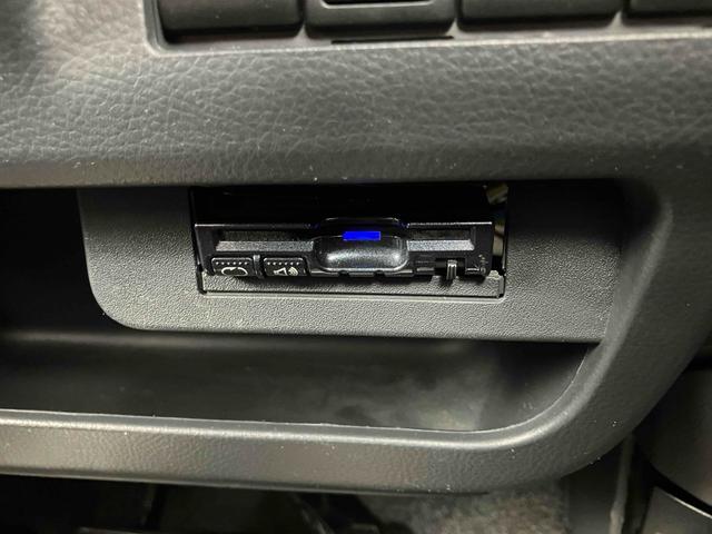 ＭＲワゴン Ｘセレクション　４ＷＤ　ＥＴＣ　バックカメラ　オートライト　ＨＩＤ　スマートキー　電動格納ミラー　シートヒーター　ベンチシート　ＣＶＴ　盗難防止システム　ＡＢＳ　ＣＤ　アルミホイール　衝突安全ボディ　エアコン（9枚目）