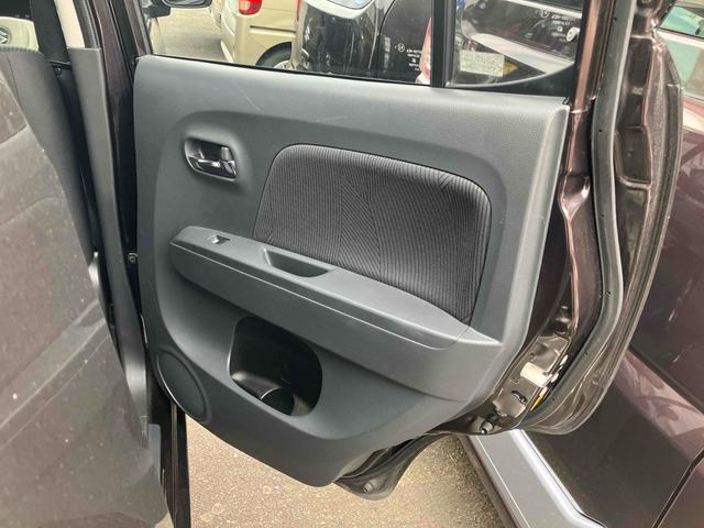 ＭＲワゴン Ｘセレクション　４ＷＤ　ＥＴＣ　バックカメラ　オートライト　ＨＩＤ　スマートキー　電動格納ミラー　シートヒーター　ベンチシート　ＣＶＴ　盗難防止システム　ＡＢＳ　ＣＤ　アルミホイール　衝突安全ボディ　エアコン（31枚目）