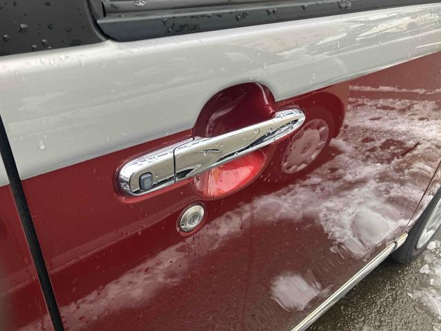 ムーヴキャンバス Ｘ　ブラックリミテッド　ＳＡＩＩＩ　ＥＴＣ　全周囲カメラ　両側電動スライドドア　ナビ　ＴＶ　衝突被害軽減システム　オートマチックハイビーム　オートライト　スマートキー　アイドリングストップ　電動格納ミラー（16枚目）